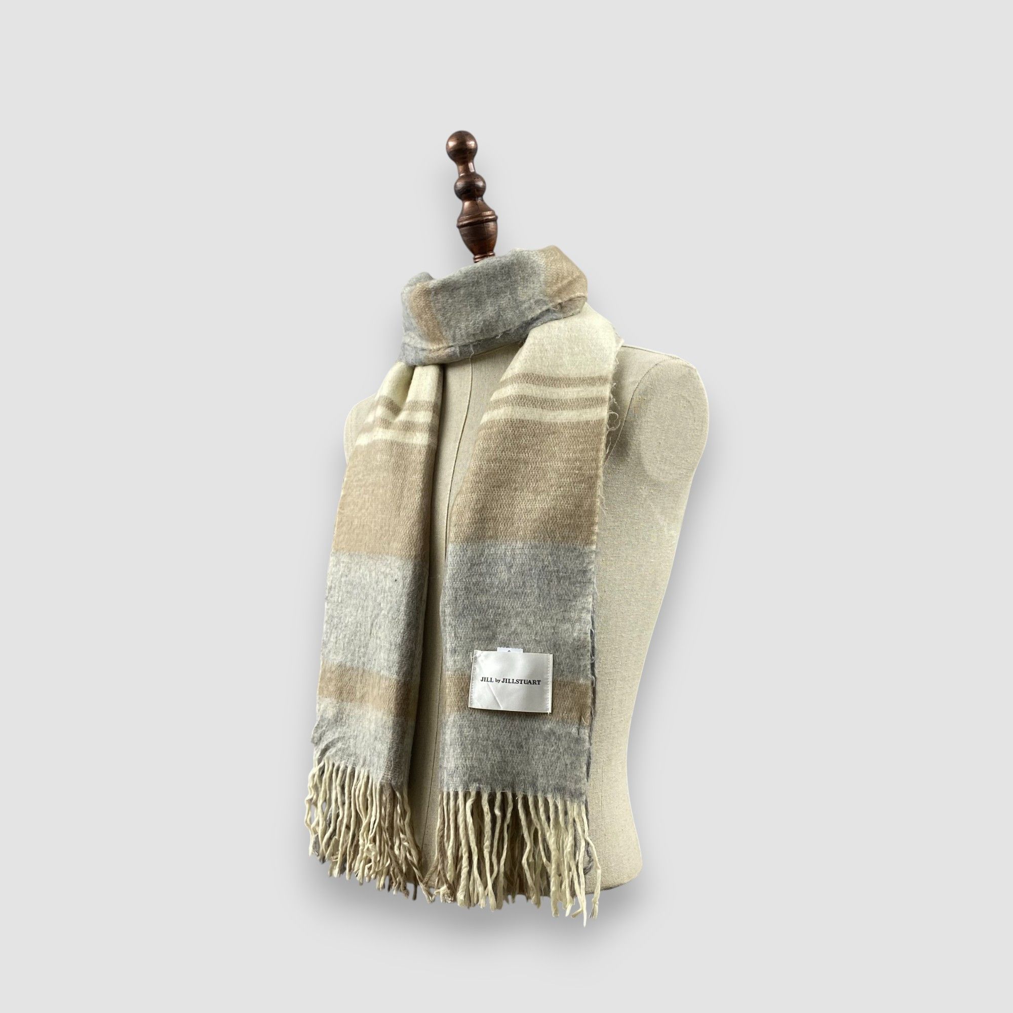 Jil Stuart Vintage Jill Stuart Scarf Muffler Wool Stole Wraps Scarves Size ONE SIZE - 2 Thumbnail