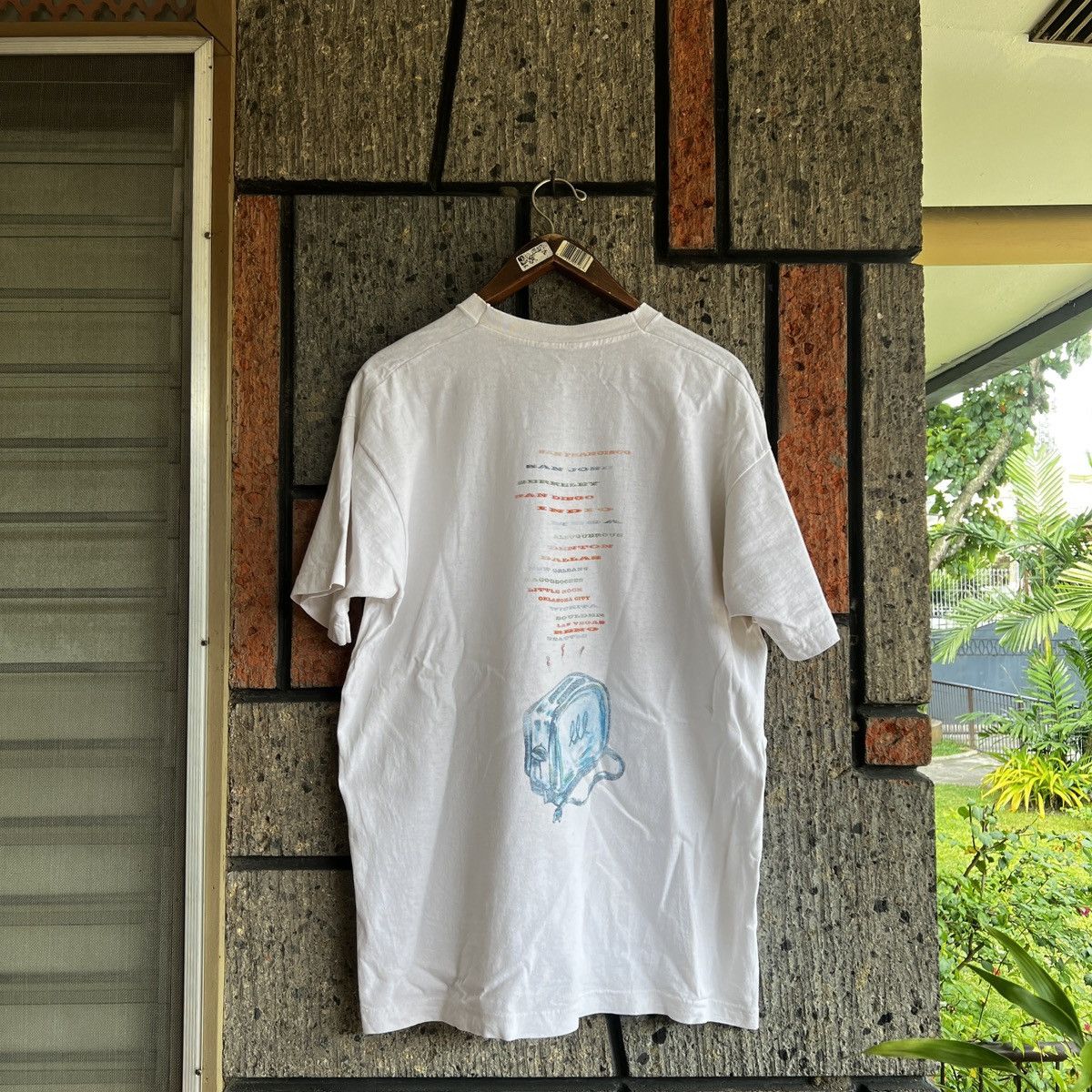 Band Tees 1993 Pearl Jam Vs. Marionette Freak Band Tour Tee Shirt Size US XL / EU 56 / 4 - 3 Thumbnail