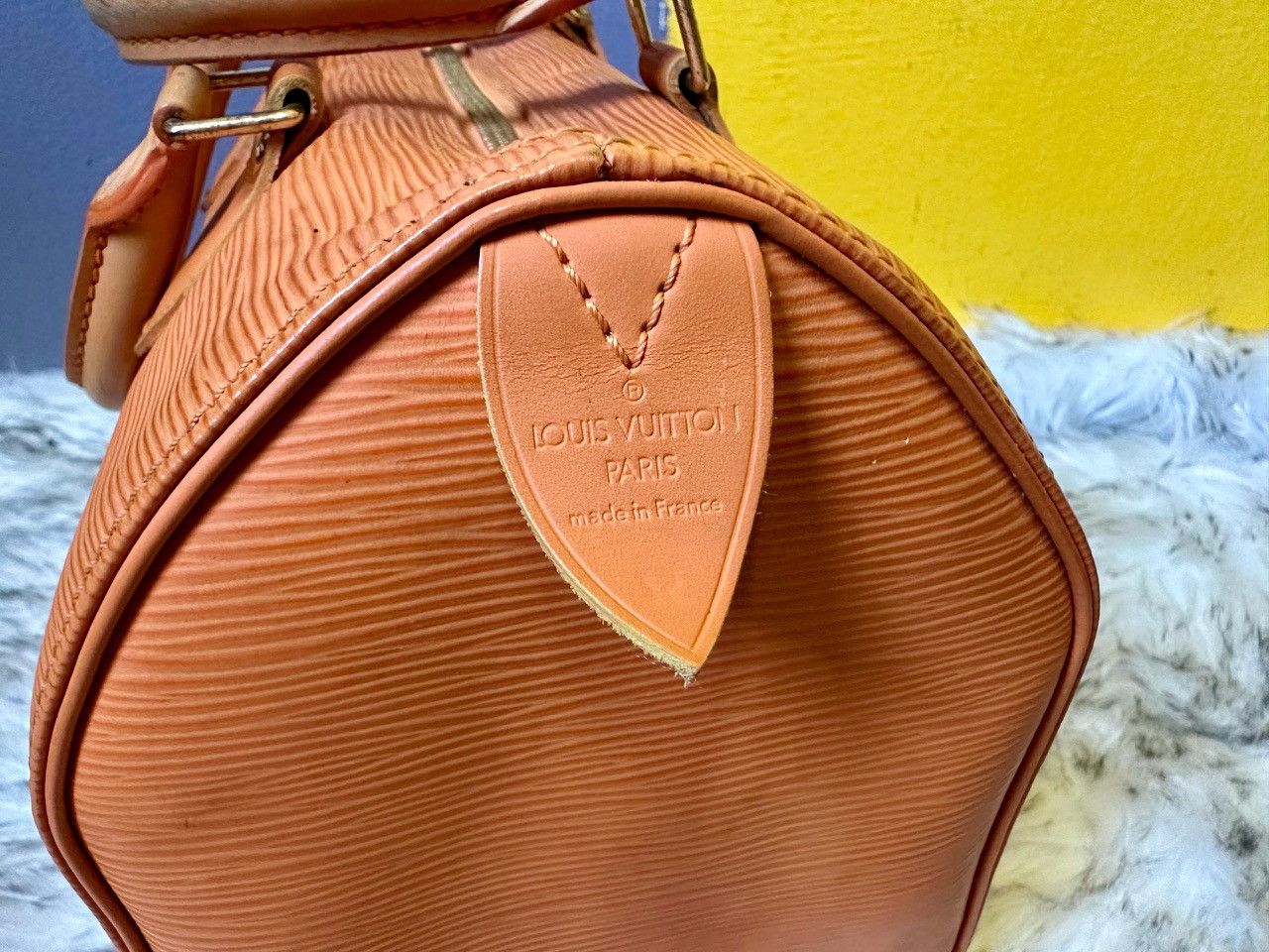 Louis Vuitton Authentic Louis Vuitton Epi Leather Speedy 25 Handbag Size ONE SIZE - 4 Thumbnail