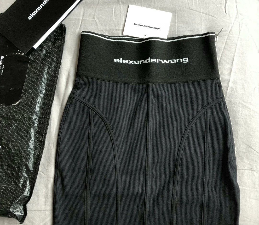 Alexander Wang Alexanderwang Classic Black Logo Skirt Size 28" / US 6 / IT 42 - 1 Thumbnail