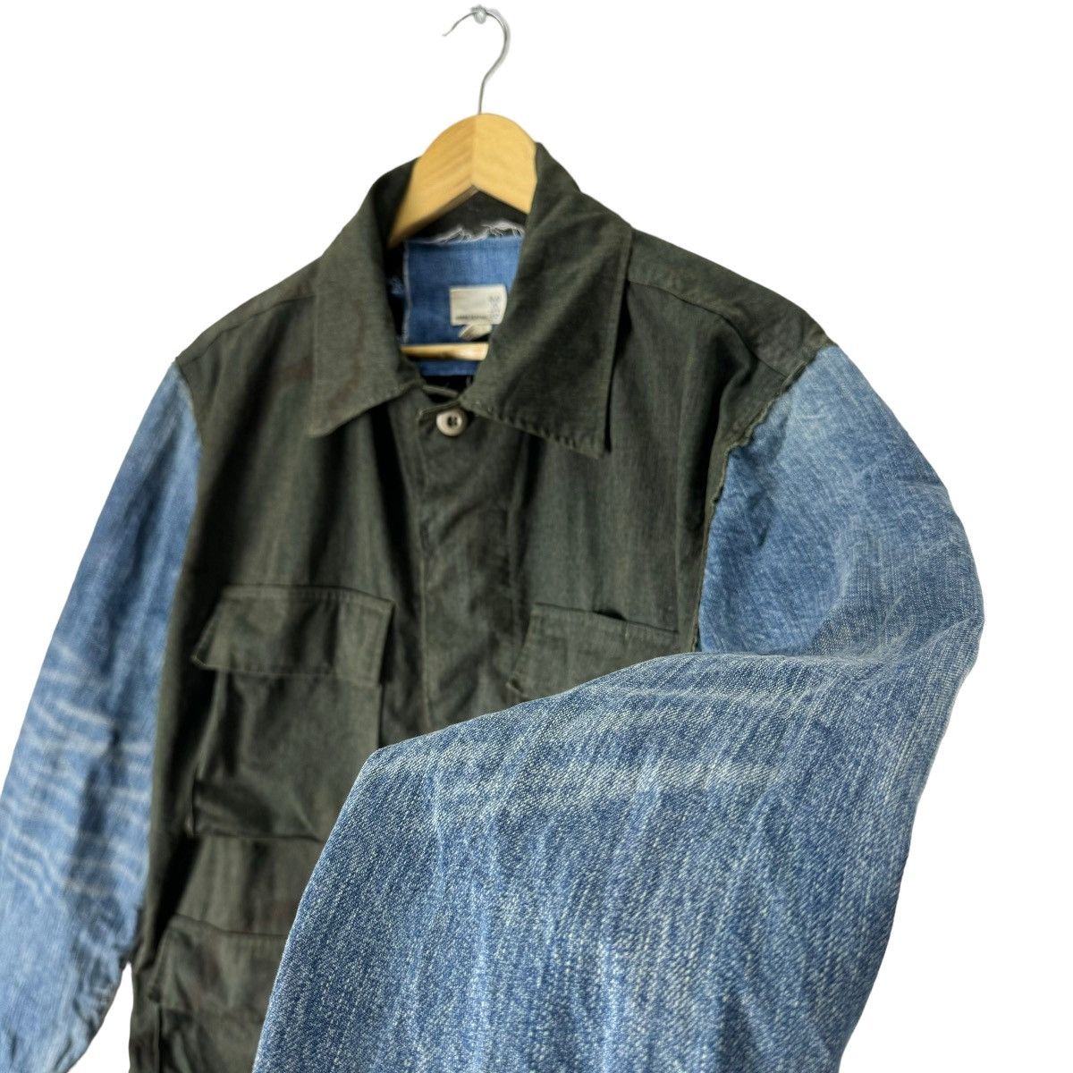 American Apparel × Urban Renewal 🌟URBAN RENEWAL X LEVIS SHIRTS CAMO JACKET Size US M / EU 48-50 / 2 - 5 Thumbnail