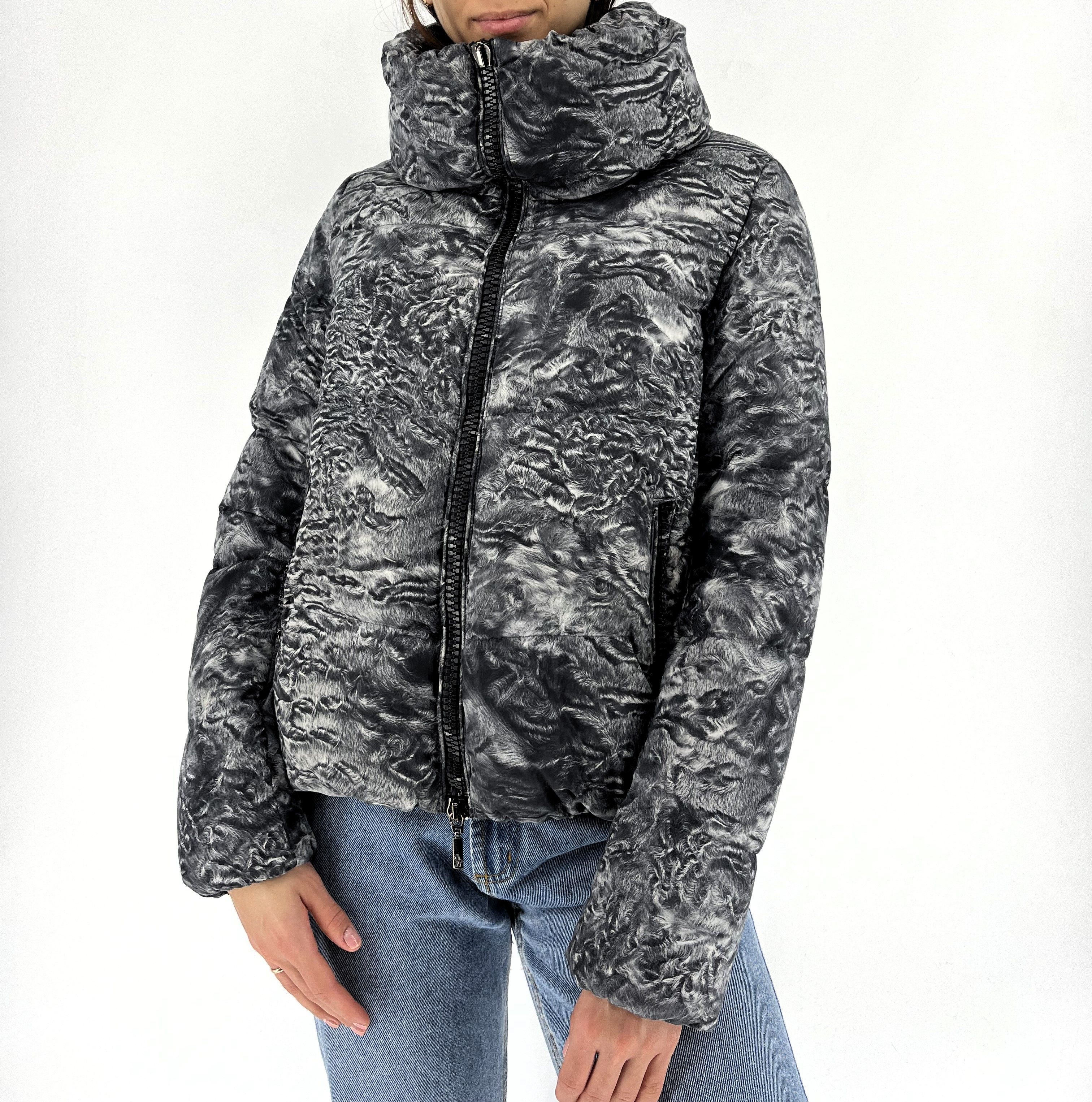 Moncler Women's RARE MONCLER Ratel Quilted Down Puffer Jacket Coat Size S / US 4 / IT 40 - 4 Thumbnail