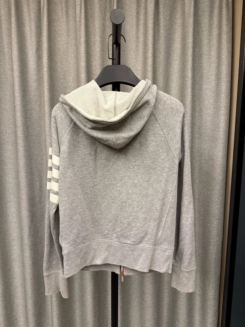 Thom Browne THOM BROWNE Classic 4-stripe Hooded Sweater 2502-Nextarrow Size US XS / EU 42 / 0 - 2 Thumbnail