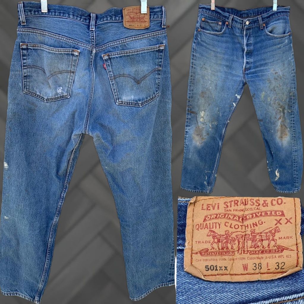 Levi's VINTAGE Levi's 501 Jeans Men's Jeans 38 W 32 L 32 Blue 5-Pocket Denim Button Fly See Pics California USA 501xx 1960s 70s 80s Distressed Vintage Size US 38 / EU 54 - 1 Thumbnail