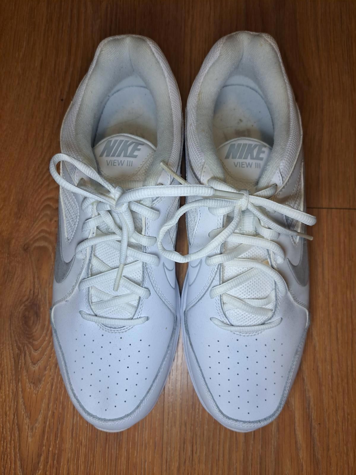 Nike Nike View 3 Mens Shoes 8.5 White Athletic Size US 8.5 / EU 41-42 - 11 Thumbnail