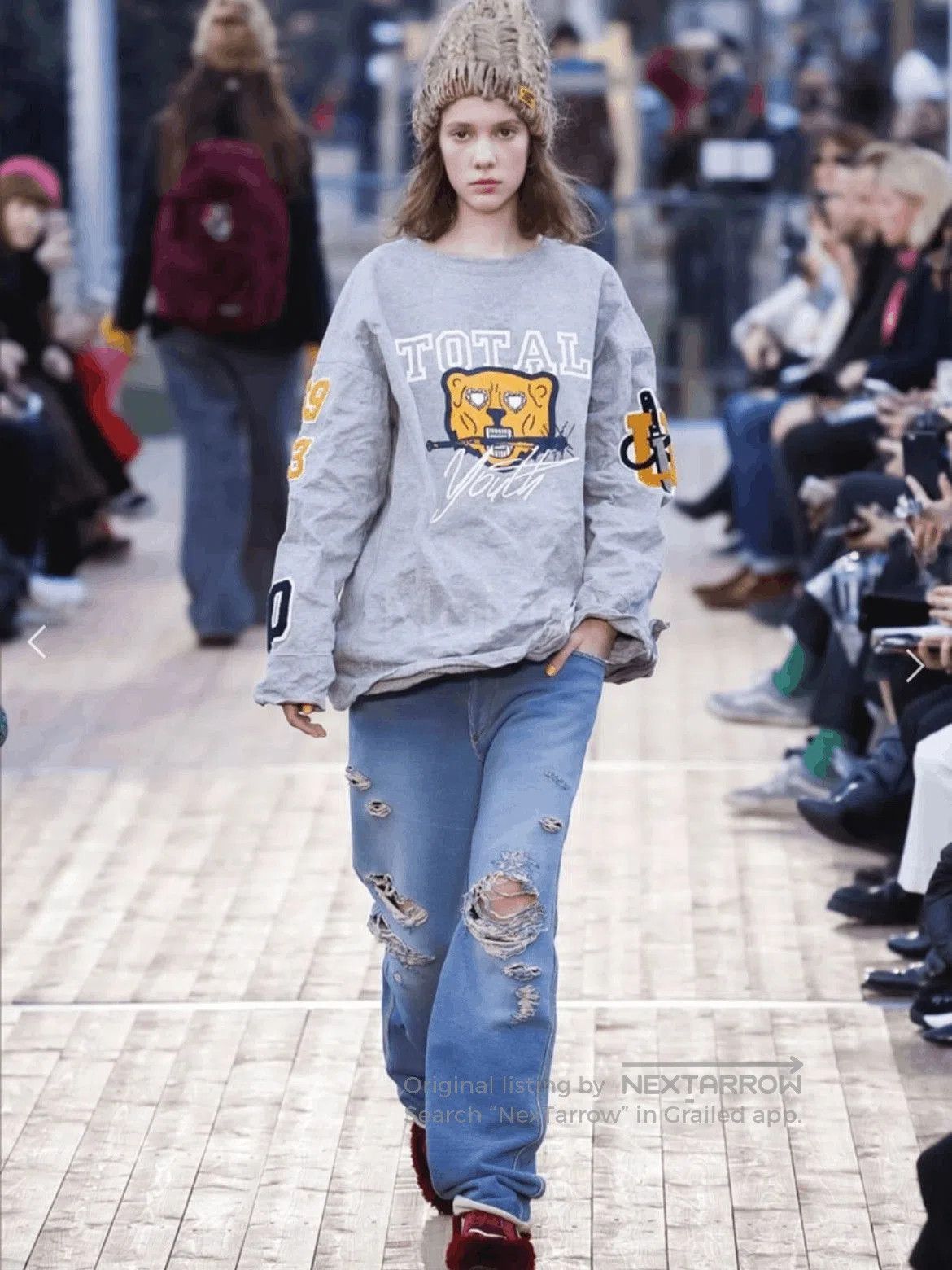 Undercover Sz 1 Undercover 18AW Runway Special Fabric Sweatshirt. Size US S / EU 44-46 / 1 - 4 Thumbnail