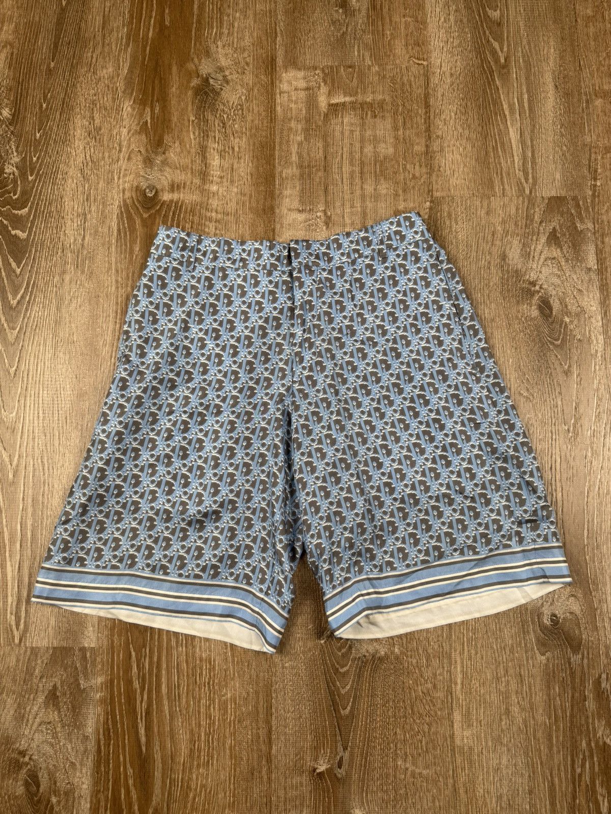 Dior Dior silk shorts Size US 30 / EU 46 - 1 Thumbnail