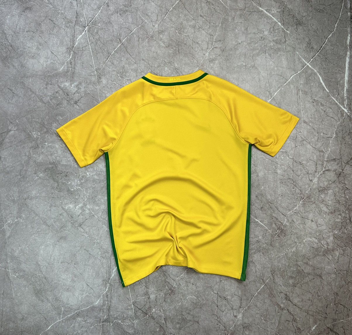 Nike × Vintage Nike Brazil Jersey Soccer Football Size S Size US S / EU 44-46 / 1 - 3 Thumbnail