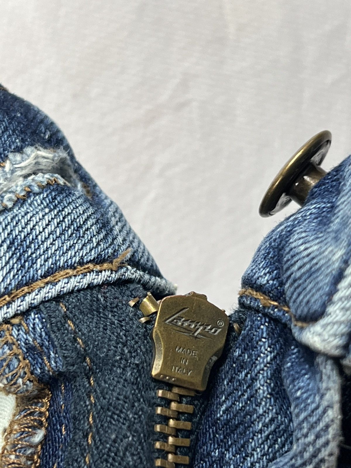 Alexander McQueen × Japanese Brand × Vintage Japanese Avant Garde Alexander McQueen Denim Classic Y2k Size US 26 / EU 42 - 11 Thumbnail