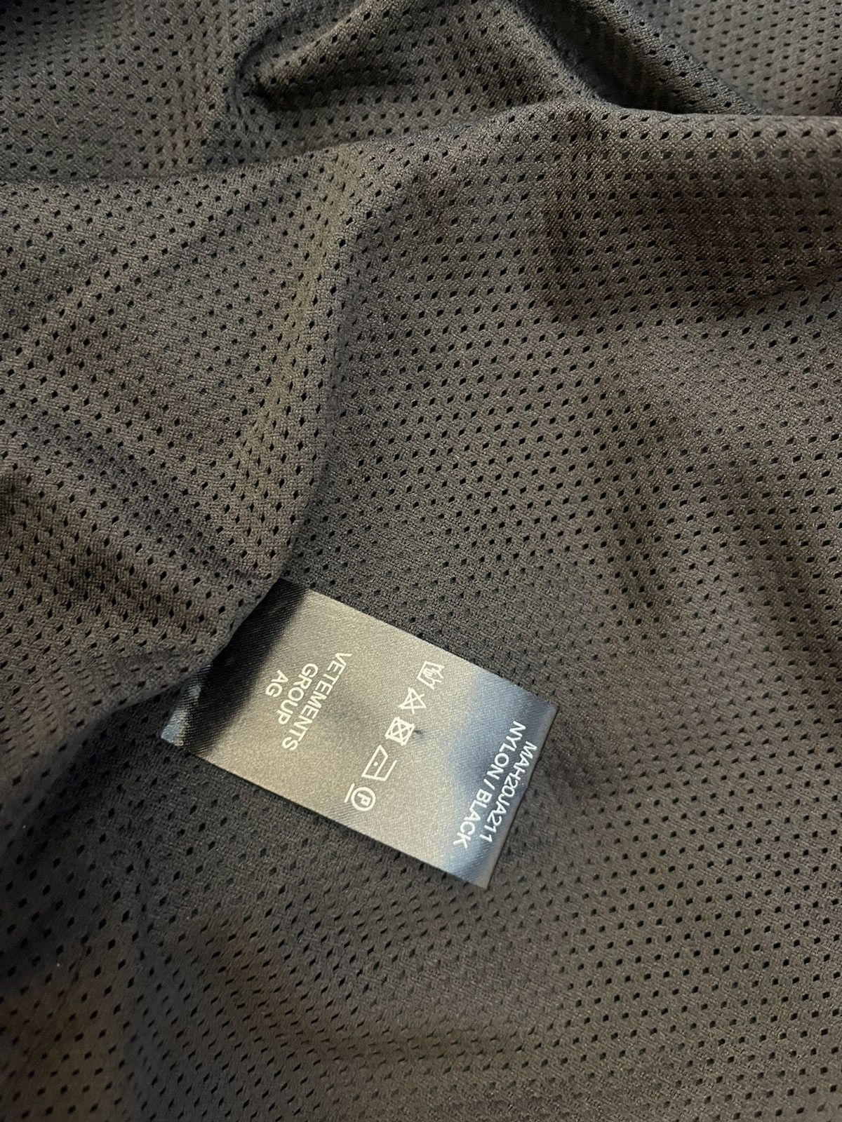 Vetements VETEMENTS Jacket RRP $1300 Size US L / EU 52-54 / 3 - 11 Thumbnail