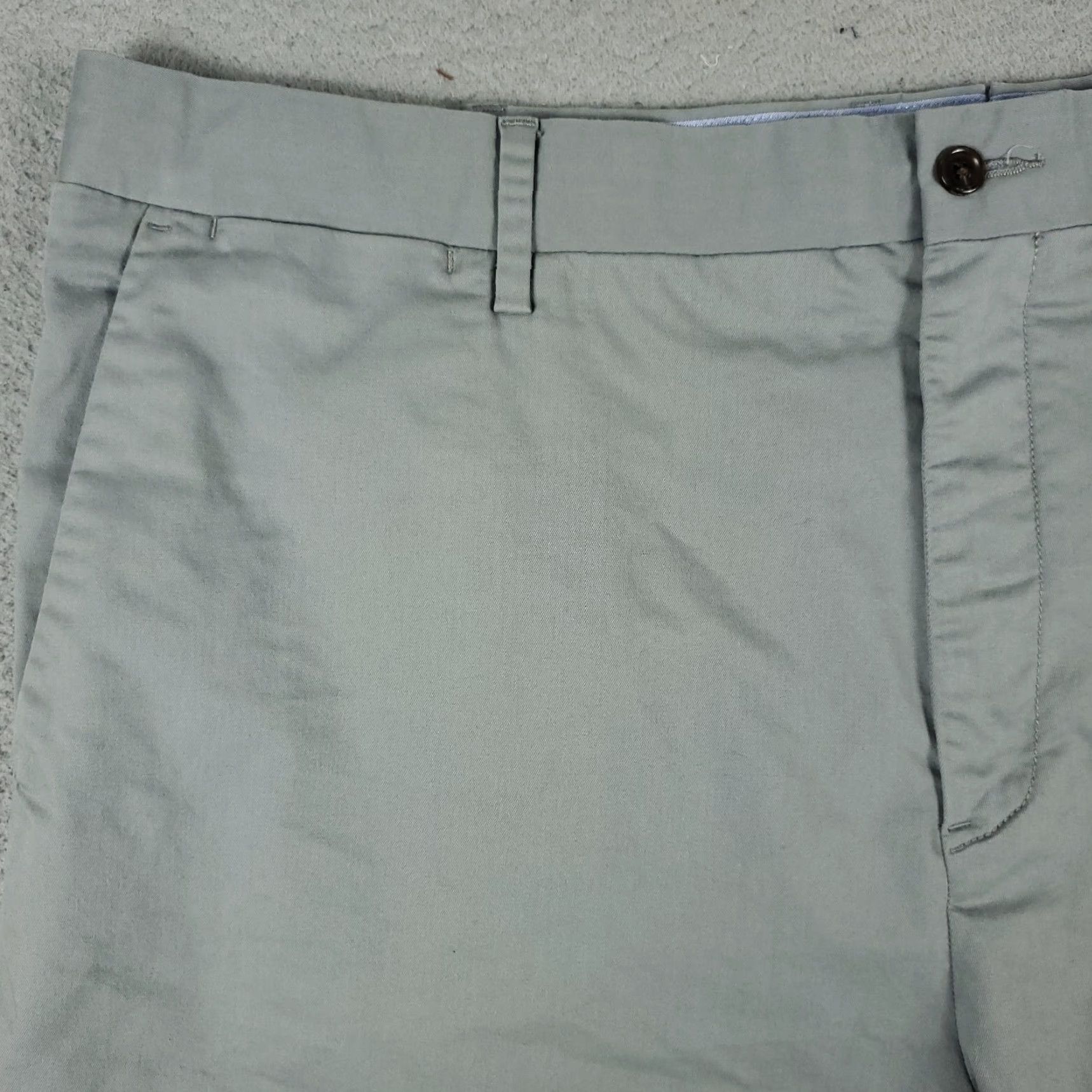 Ralph Lauren VINTAGE Ralph Lauren Men's Shorts Waist 40 Gray Chino Flat Front Casual Classic Size US 40 / EU 56 - 2 Thumbnail
