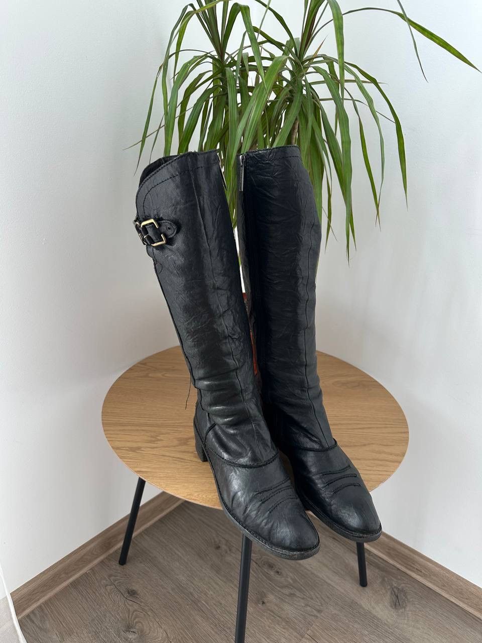 Genuine Leather × Japanese Brand CAFENOIR Women’s Black Leather Knee-High Italian Boots Size US 8.5 / IT 38.5 - 8 Thumbnail