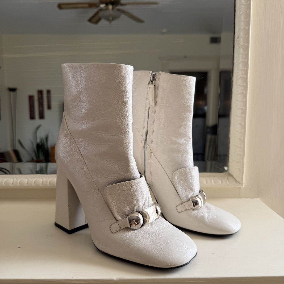 Burberry Burberry Leather Ankle Boots Size US 7.5 / IT 37.5 - 7 Thumbnail