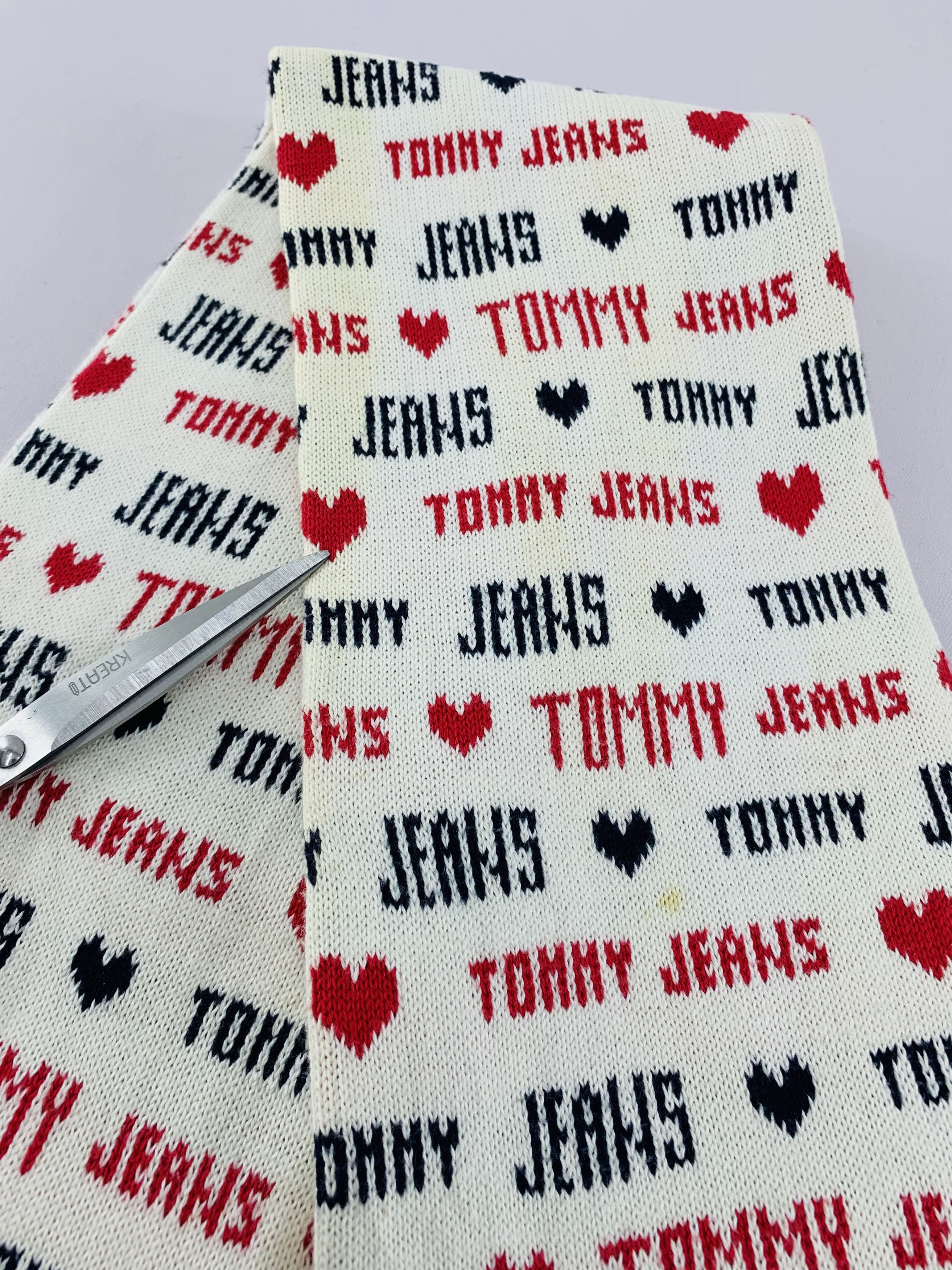 Tommy Hilfiger Tommy Jeans Scarf Wool Muffler Neck Wrap BL5158 Size ONE SIZE - 5 Thumbnail