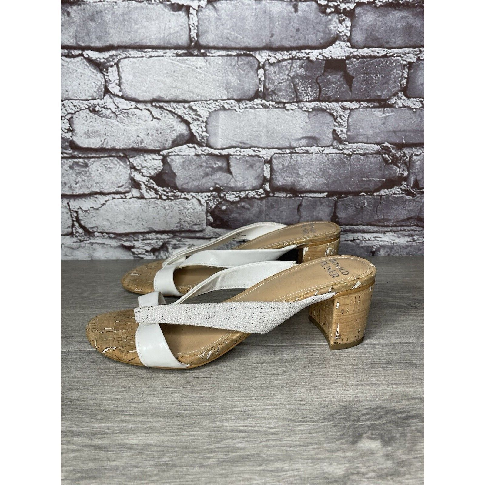 Donald Pliner Donald Pliner OONA White Leather Cork Heel Sandals Women Sz Size US 8 / IT 38 - 19 Thumbnail