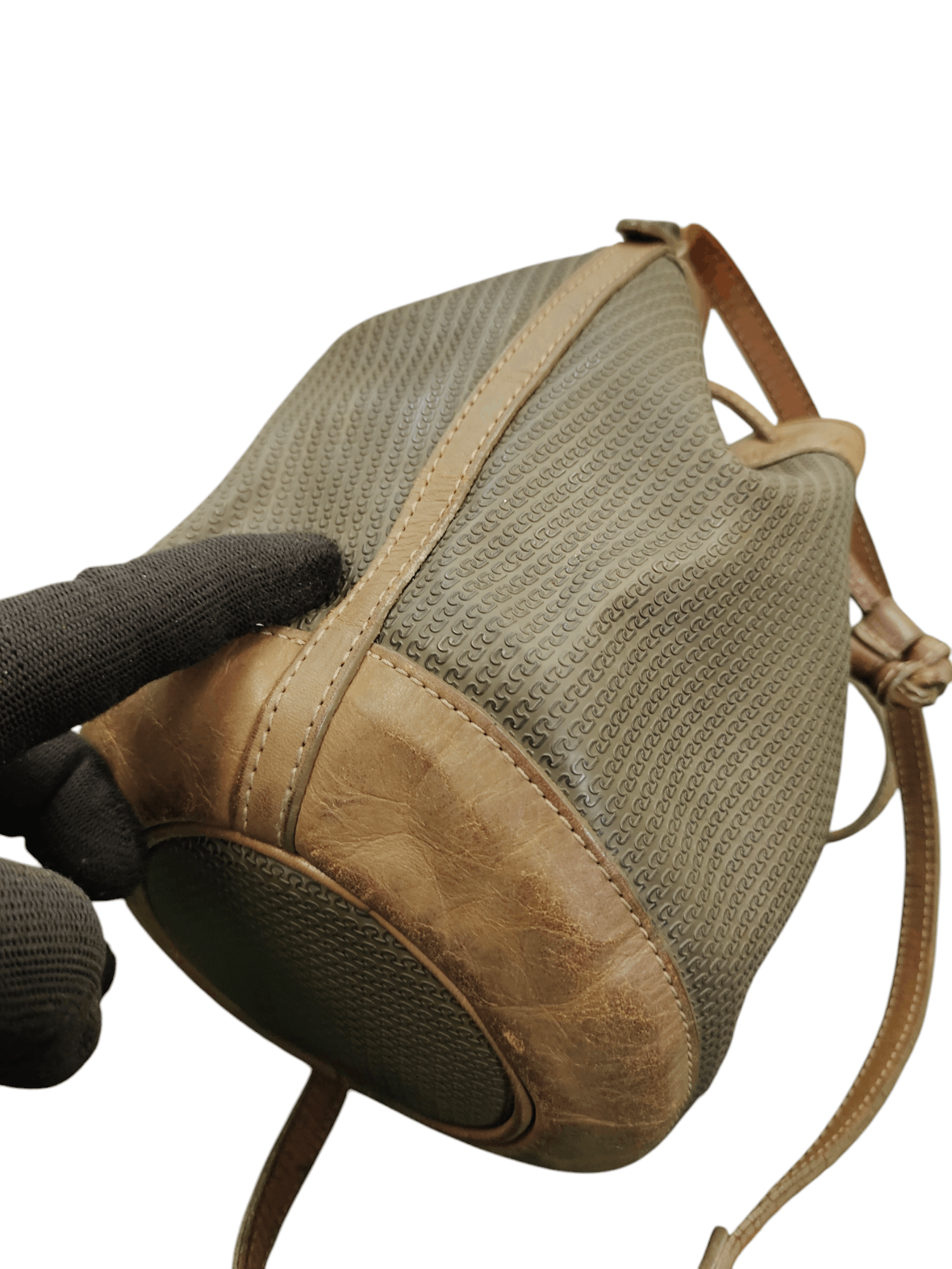 Charles Jourdan Vintage Charles Jourdan Patina Leather Bucket Mini Bag Size ONE SIZE - 10 Thumbnail