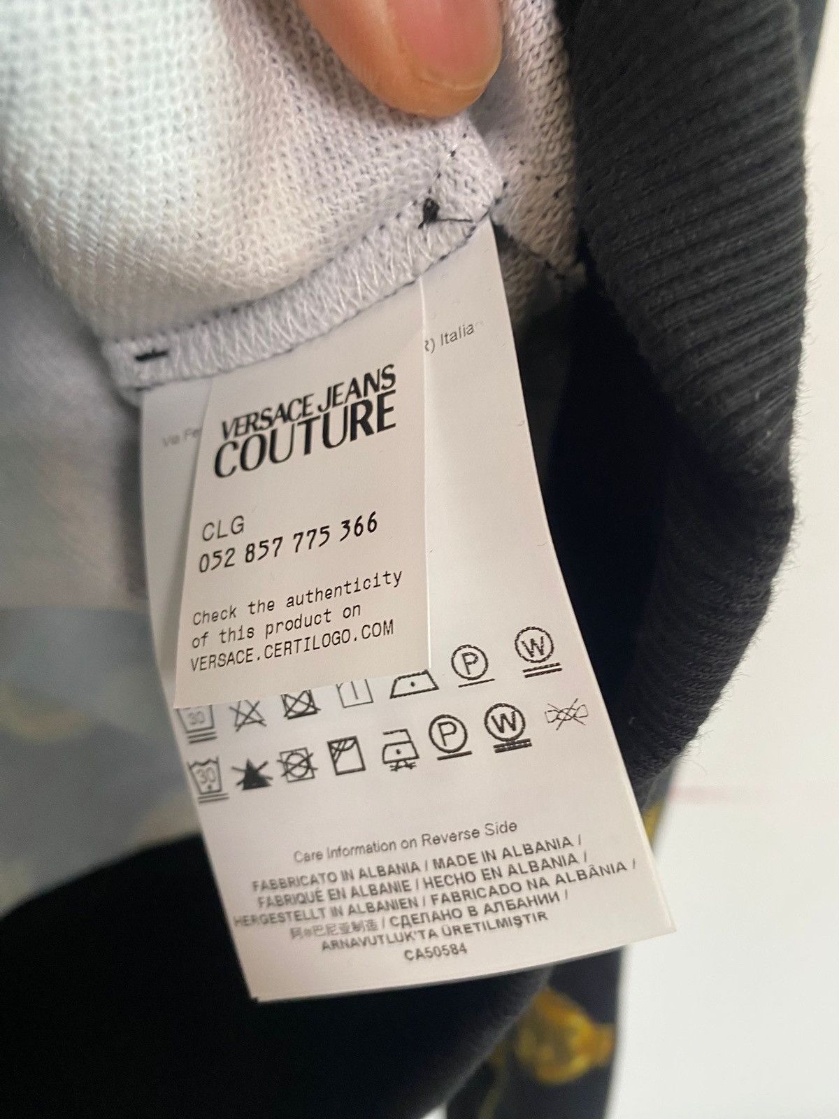 Versace Jeans Couture Versace Jeans Culture Sweatshirt Contr Garland size S black, Size US S / EU 44-46 / 1 - 9 Thumbnail