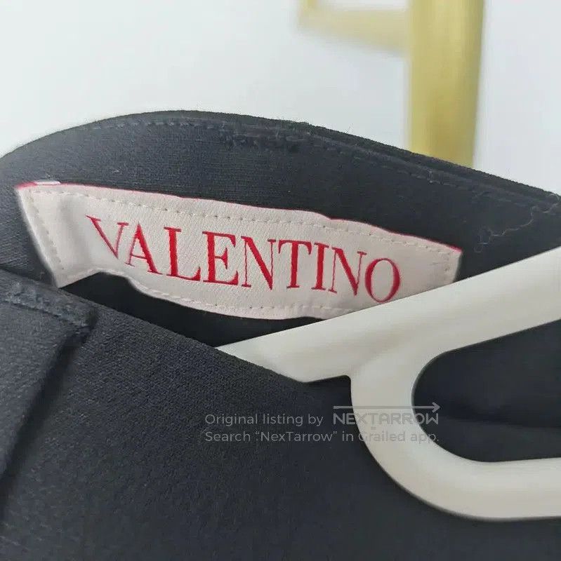 Valentino Valentino Black Wool Casual Pants for Women . Size 23" - 3 Thumbnail