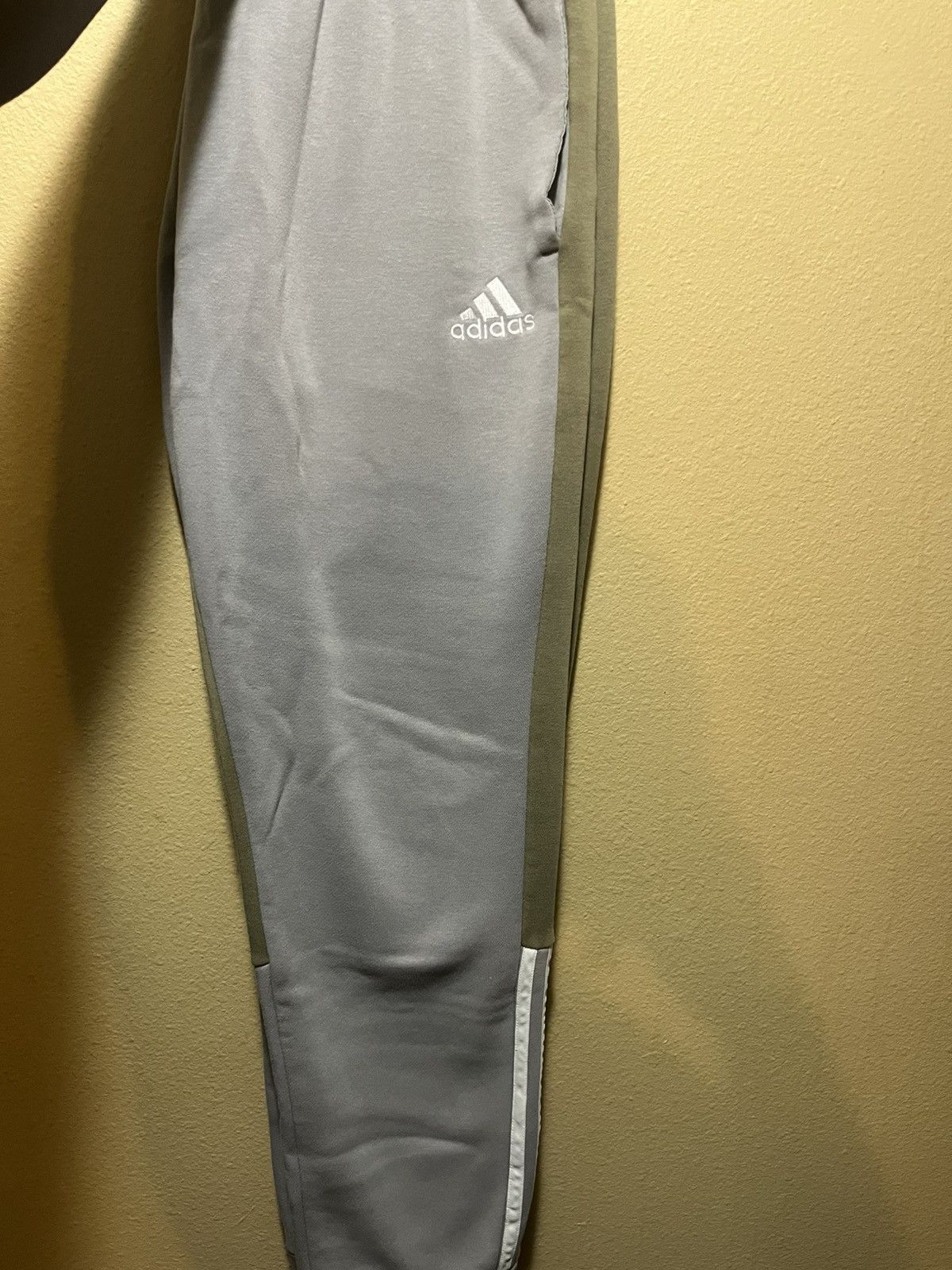Adidas Adiddas Sweats Size US 36 / EU 52 - 3 Thumbnail
