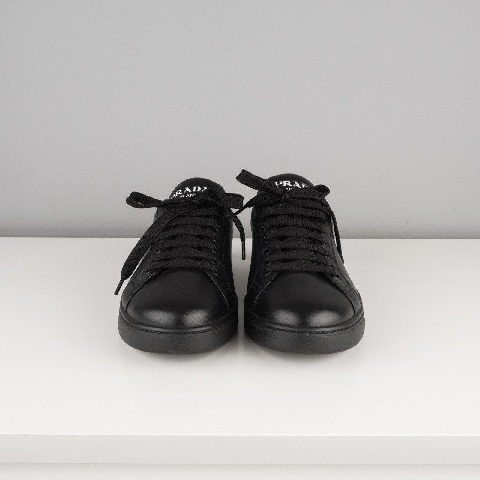 Prada Iconic prada black leather classic logo sneakers Size US 8 / EU 41 - 2 Thumbnail