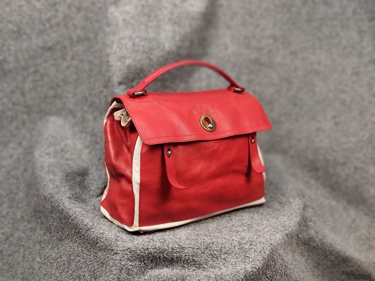 Yves Saint Laurent Yves Saint Laurent YSL Muse Two Hand Bag Red Leather Satchel Size ONE SIZE - 8 Thumbnail