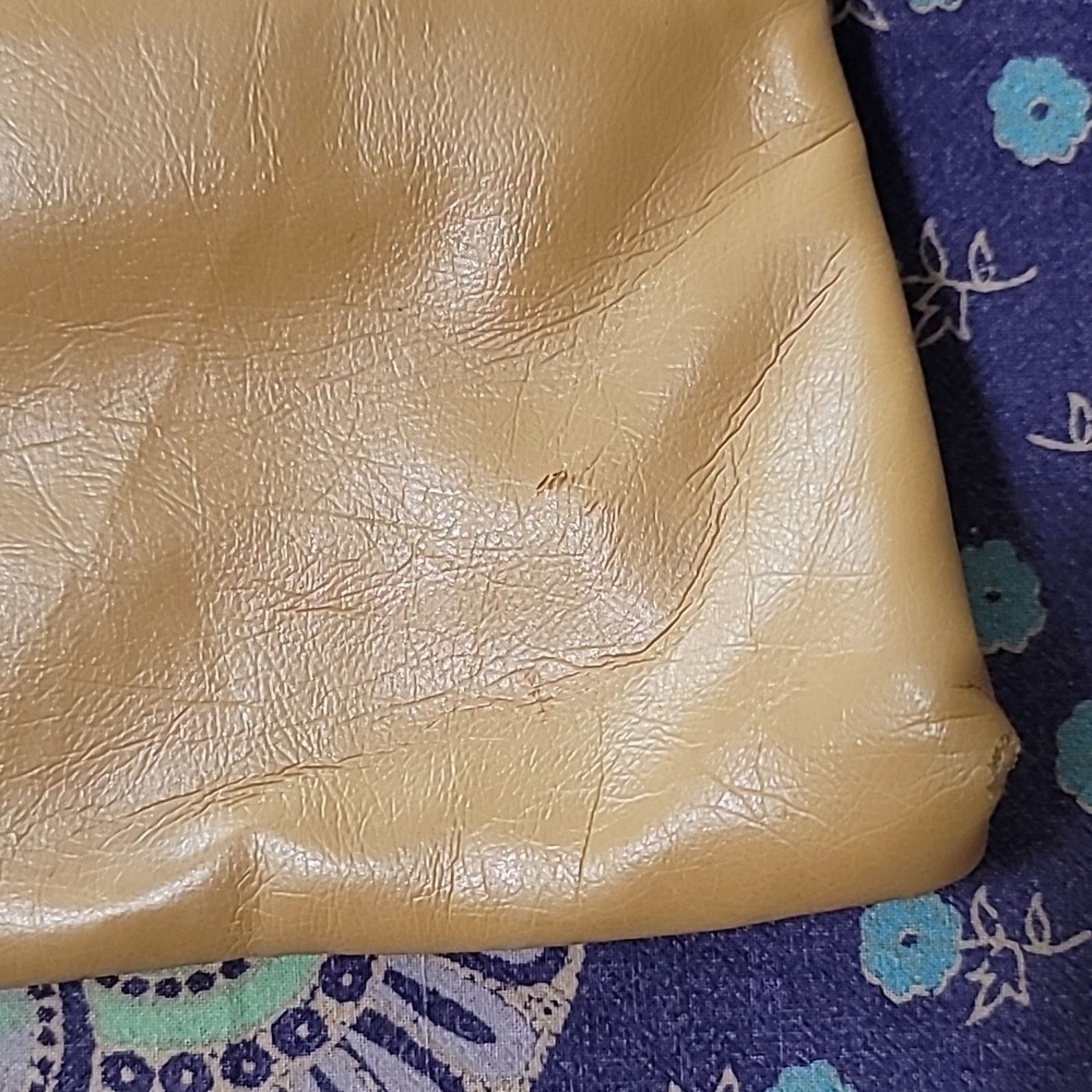 Unknown London Vtg Leather and Lucite Super 1960s High Quality Handbag Size ONE SIZE - 3 Thumbnail
