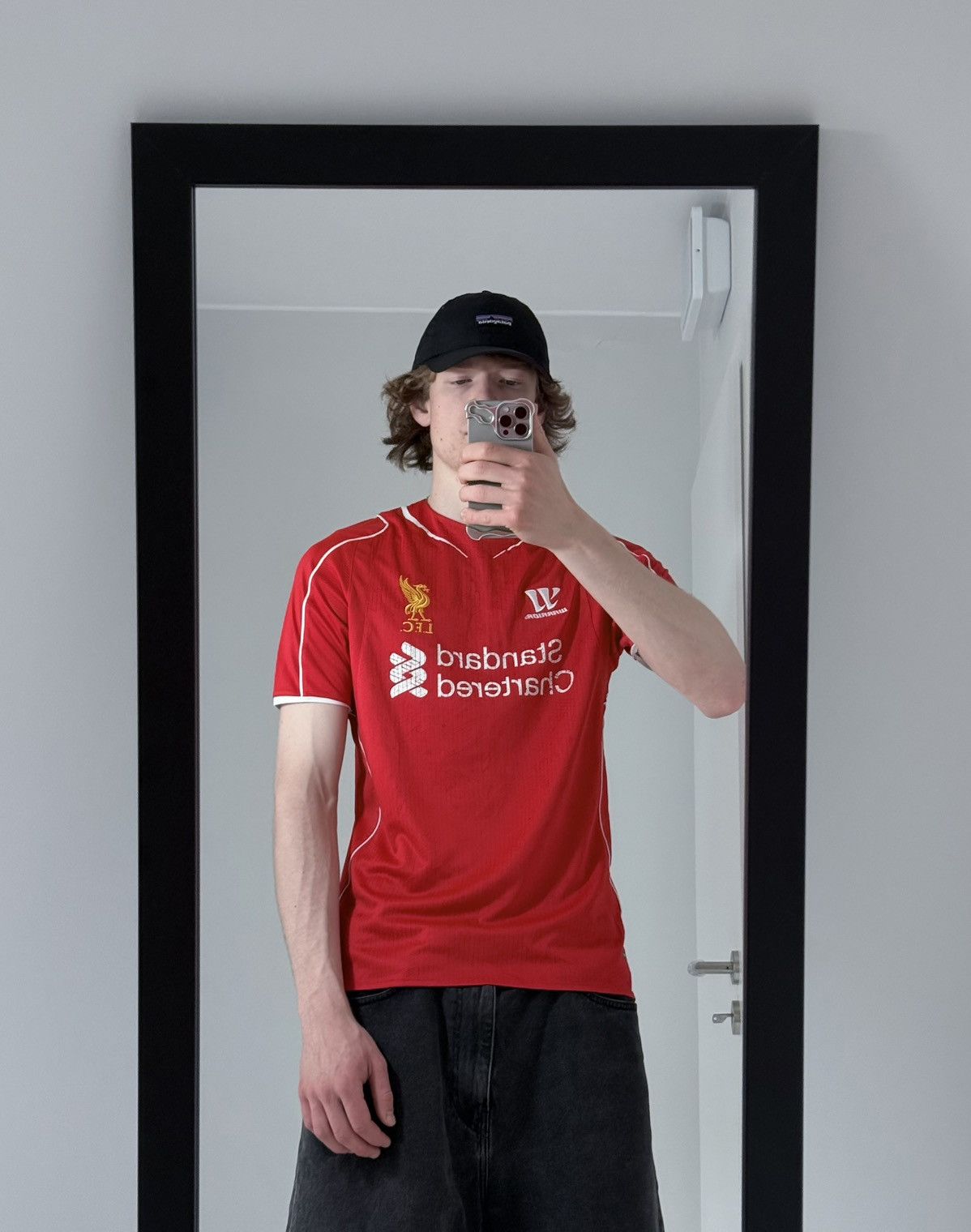 Other Vintage FC Liverpool sportswear y2k streetwear t-shirt Size US M / EU 48-50 / 2 - 2 Thumbnail