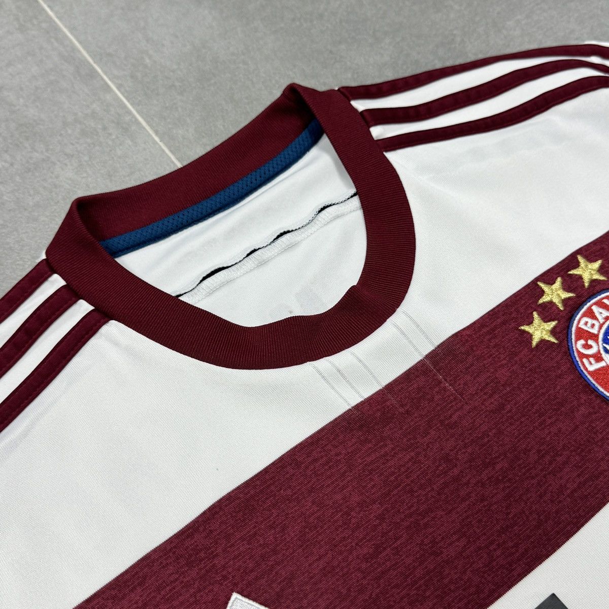 Adidas Adidas FC Bayern Munich 2014/2015 Away Soccer Jersey Shirt Size US S / EU 44-46 / 1 - 9 Thumbnail