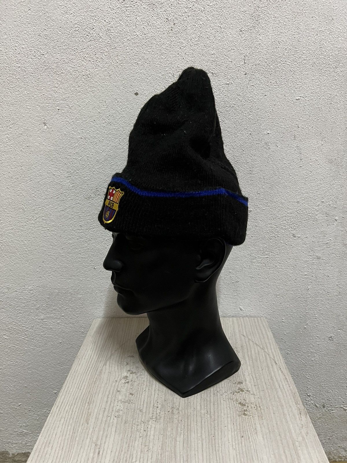 Sports Specialties Vintage Fc Barcelona Beanie Hats Size ONE SIZE - 3 Thumbnail