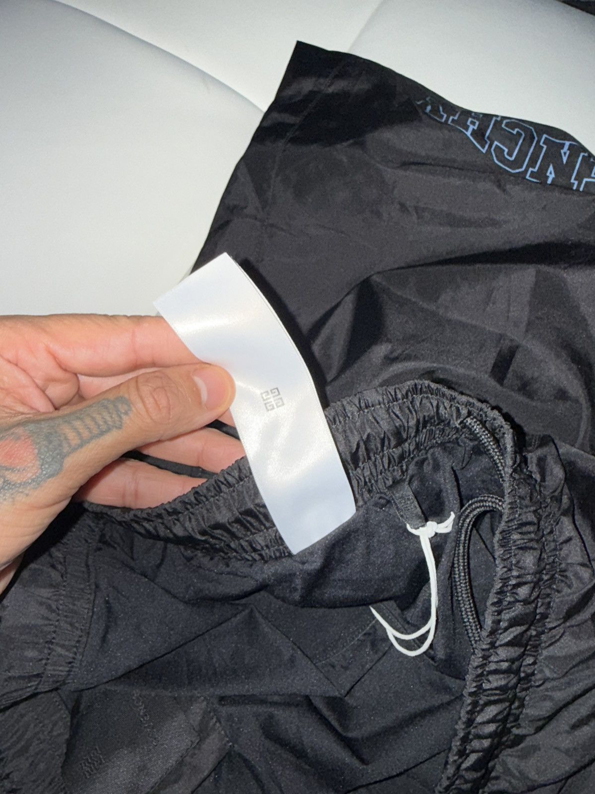 Givenchy Logo swim shorts Size US 34 / EU 50 - 5 Thumbnail