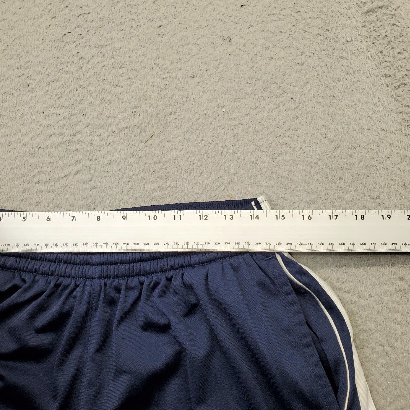 Nike Nike Basketball Performance Sweatpants Men M Multi Striped Activewear Drawstring Size US 31 - 6 Thumbnail
