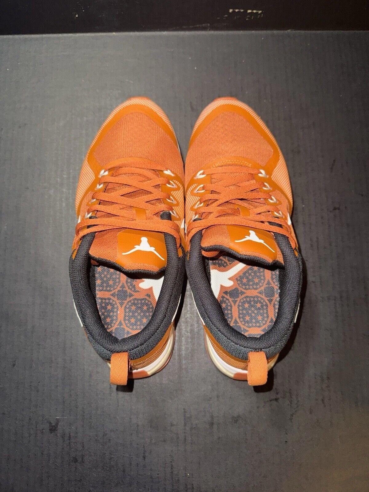Nike Nike WMNS Hook'EM Horns Running Shoes - 905897-801 - Size 8 Size US 8 / IT 38 - 8 Thumbnail