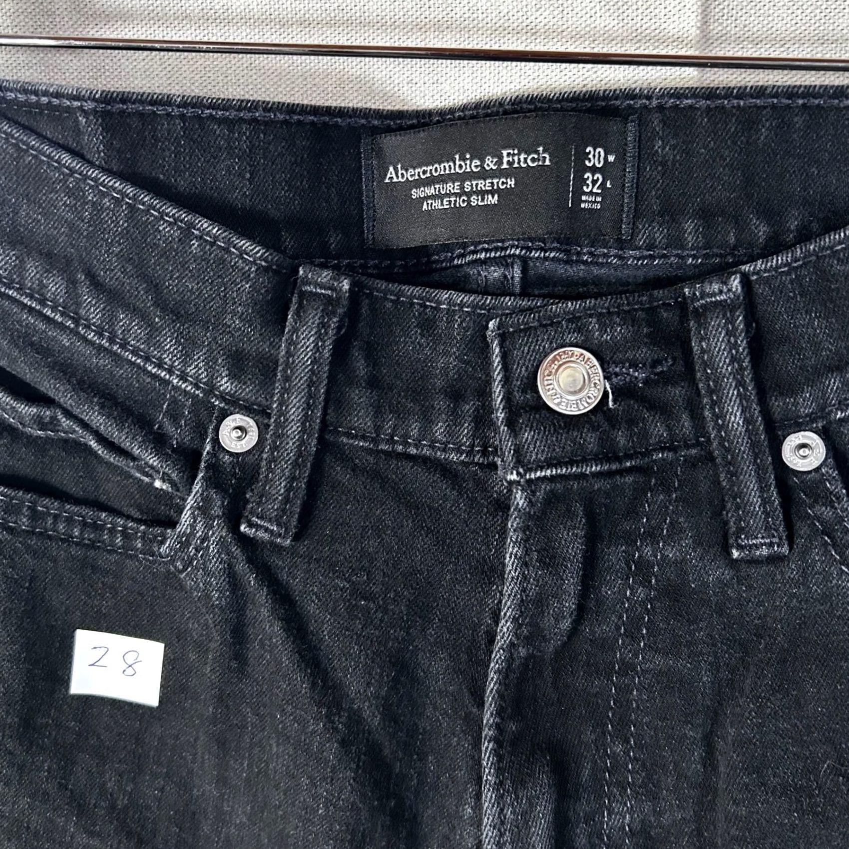 Abercrombie & Fitch Abercrombie & Fitch Athletic Slim Signature Stretch Jeans Black Mens 30x32 Size US 30 / EU 46 - 2 Thumbnail