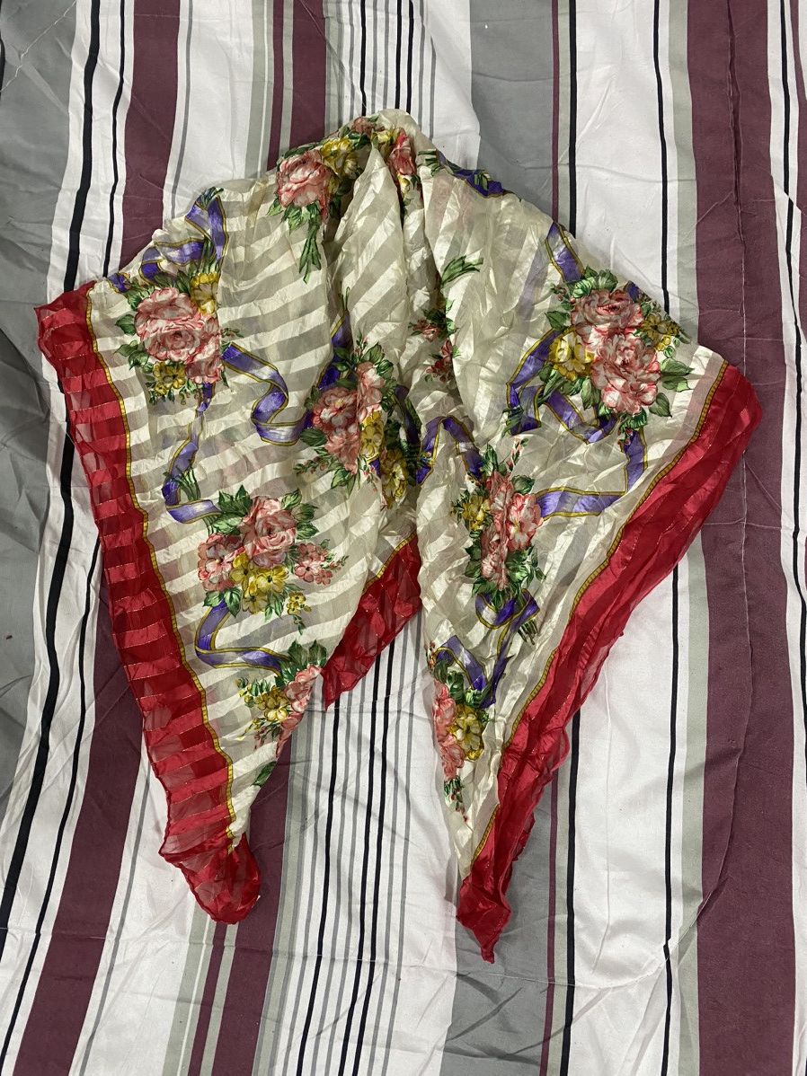 Givenchy VINTAGE GIVENCHY BY MOONBAT SCARVES Size ONE SIZE - 2 Thumbnail