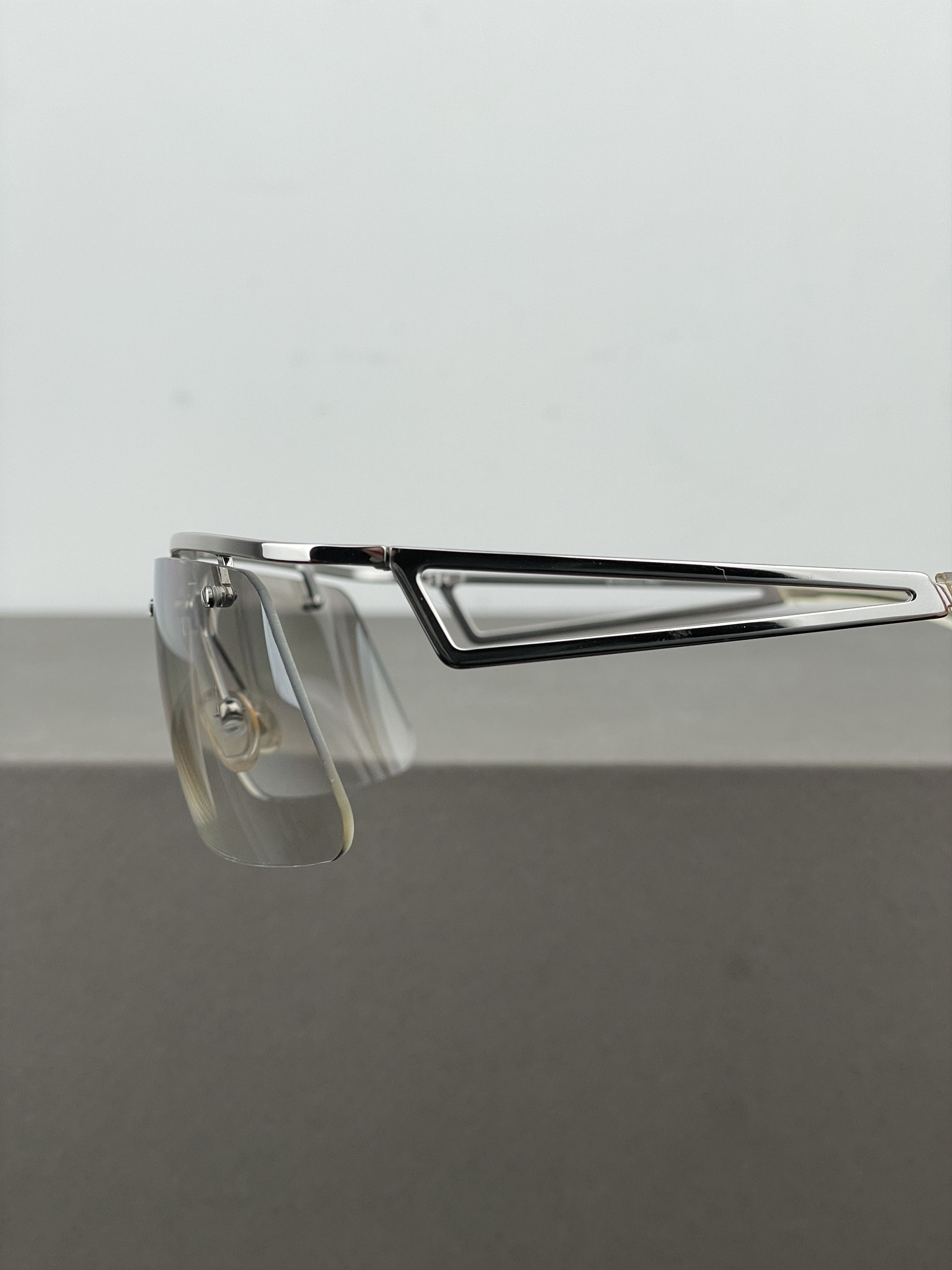 Dior Dior 2000s ‘Clubbing’ Rimless Wrap Mask Shield Sunglasses Size ONE SIZE - 8 Thumbnail