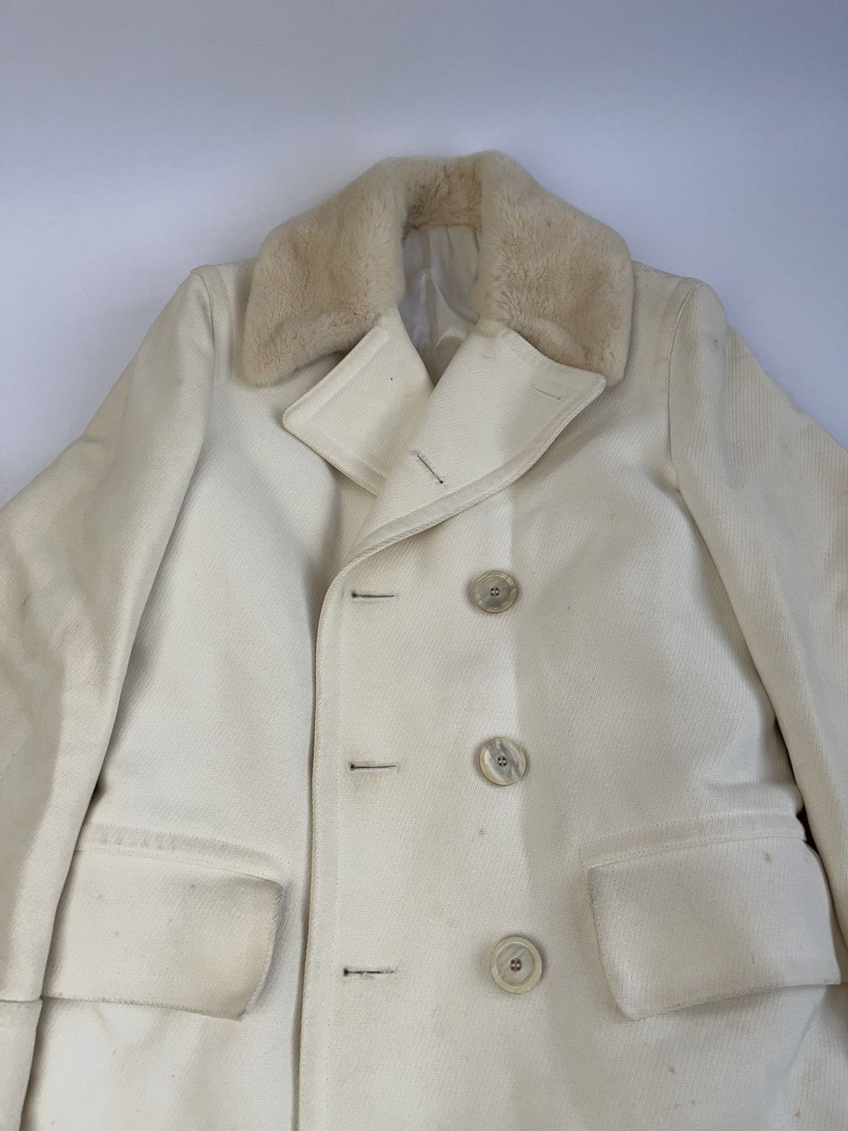 Gucci Gucci Shearling Double Breasted heavy coat Size US L / EU 52-54 / 3 - 2 Thumbnail