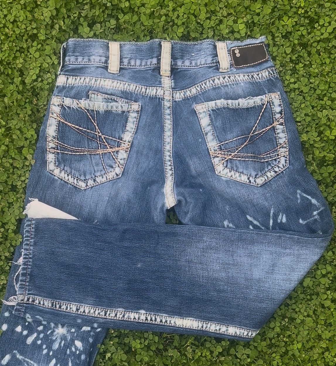 Other Bleached painted blue jeans Size US 32 / EU 48 - 2 Thumbnail