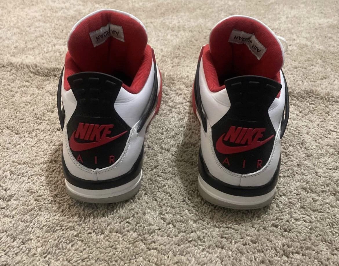 Jordan Brand × Nike Air Jordan 4 Retro OG ‘Fire Red’ 2020 Size US 9.5 / EU 42-43 - 4 Thumbnail