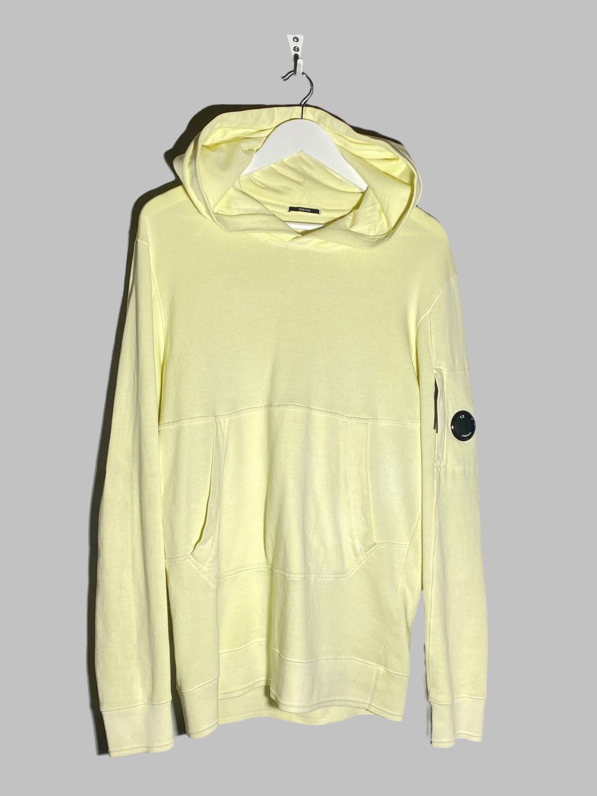 C.P. Company C.P Company Lens Cotton Fleece Resist Dyed Hoodie Yellow Size US M / EU 48-50 / 2 - 1 Thumbnail