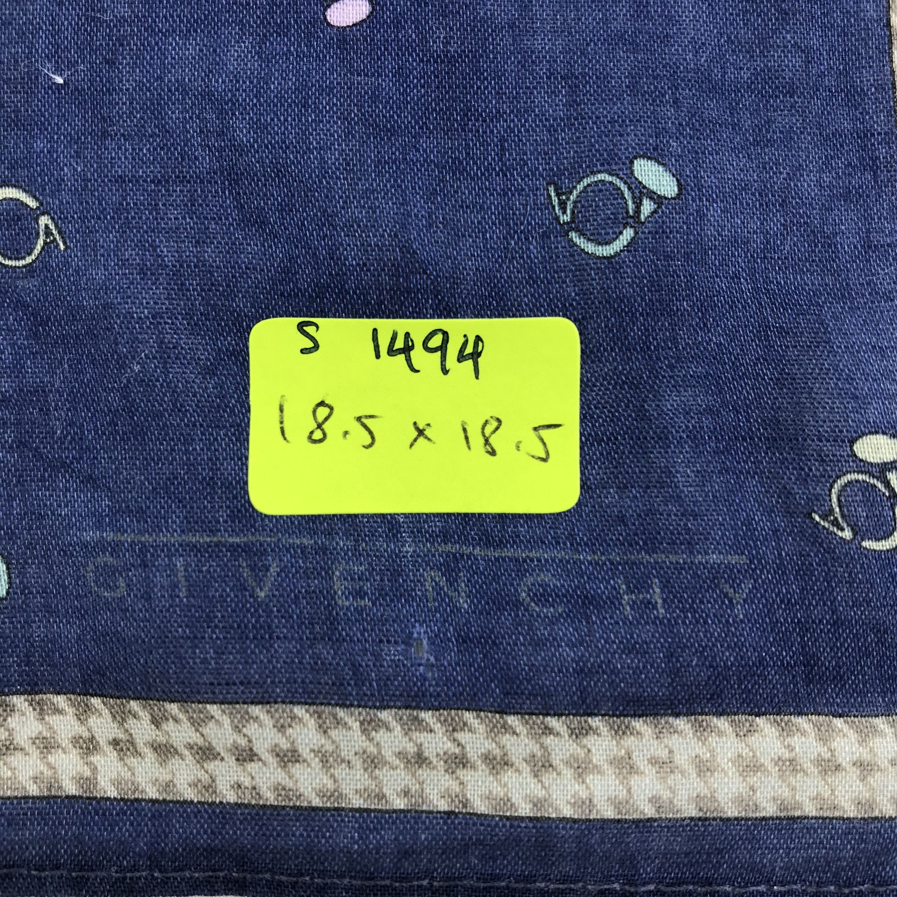 Vintage Givenchy Bandana / Handkerchief / Neckerchief - S1494 Size ONE SIZE - 5 Thumbnail