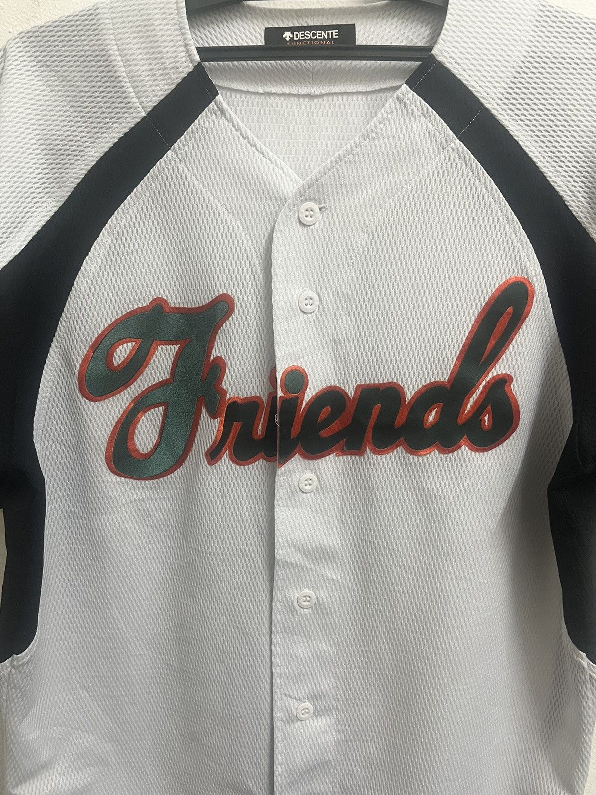 Descente × MLB Descente Imprint Friends Logo Jersey Size US L / EU 52-54 / 3 - 5 Thumbnail