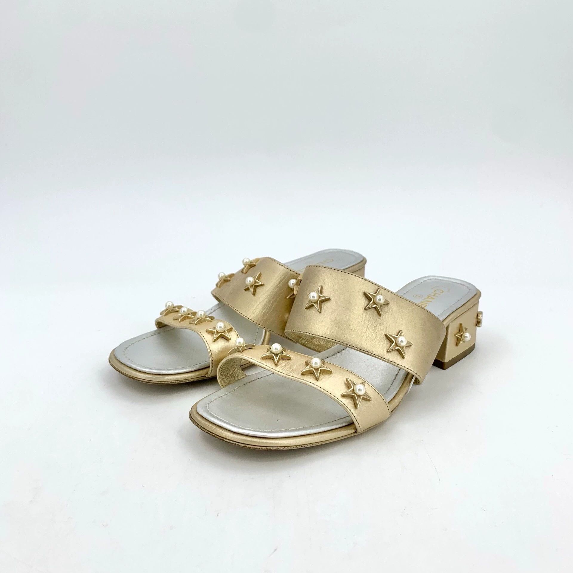 Chanel Chanel Gold Star Pearl Slide Sandals - dmc Size US 6 / EU 39 - 1 Thumbnail