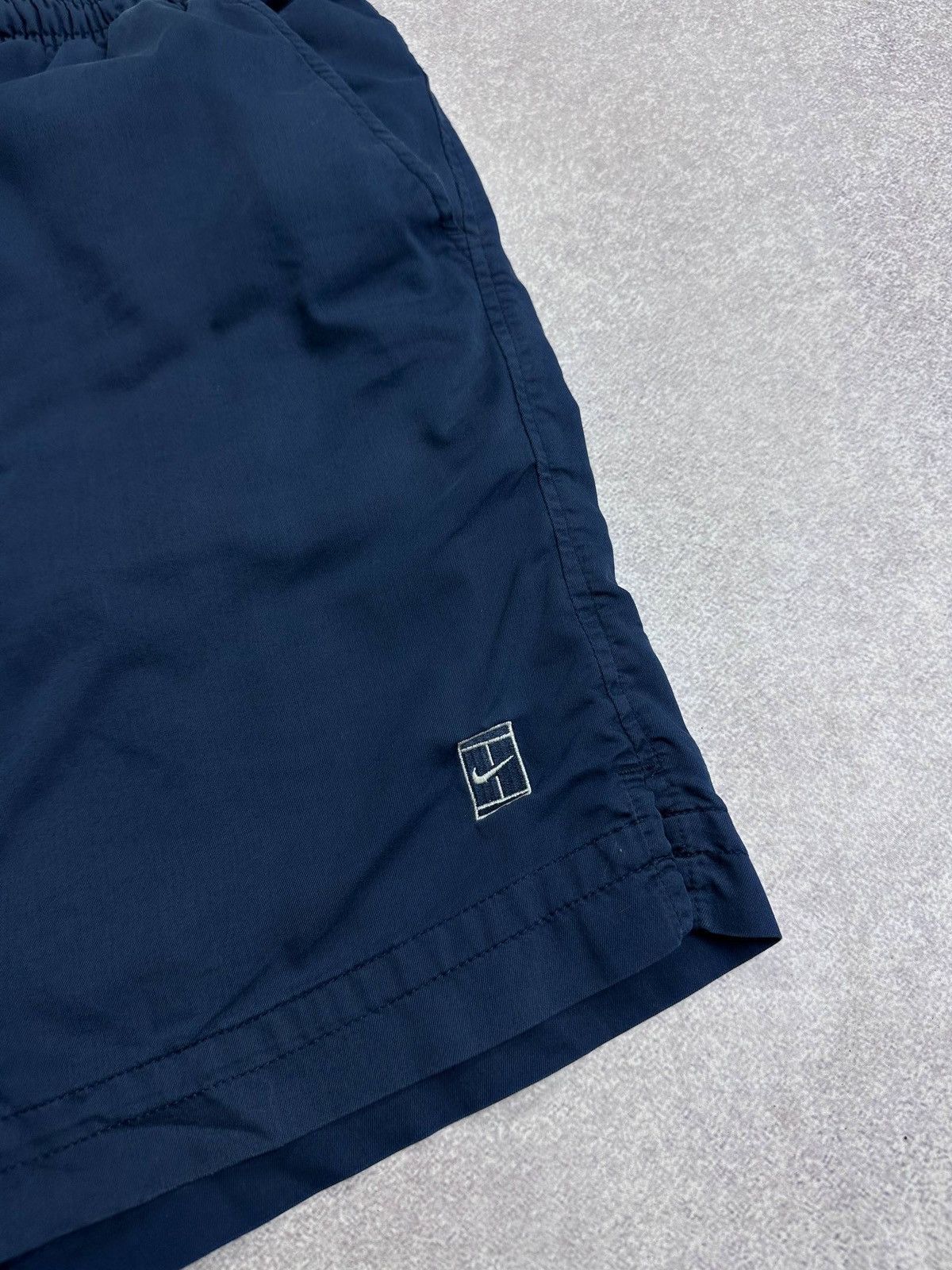 Nike Vintage 90s Nike Challenge Court Andre Agassi Shorts M Size US 32 / EU 48 - 3 Thumbnail