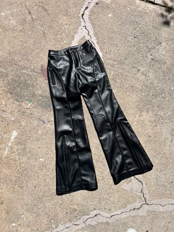 Vintage SKIMS Pleather Bell Bottoms Size US 30 / EU 46 - 6 Thumbnail