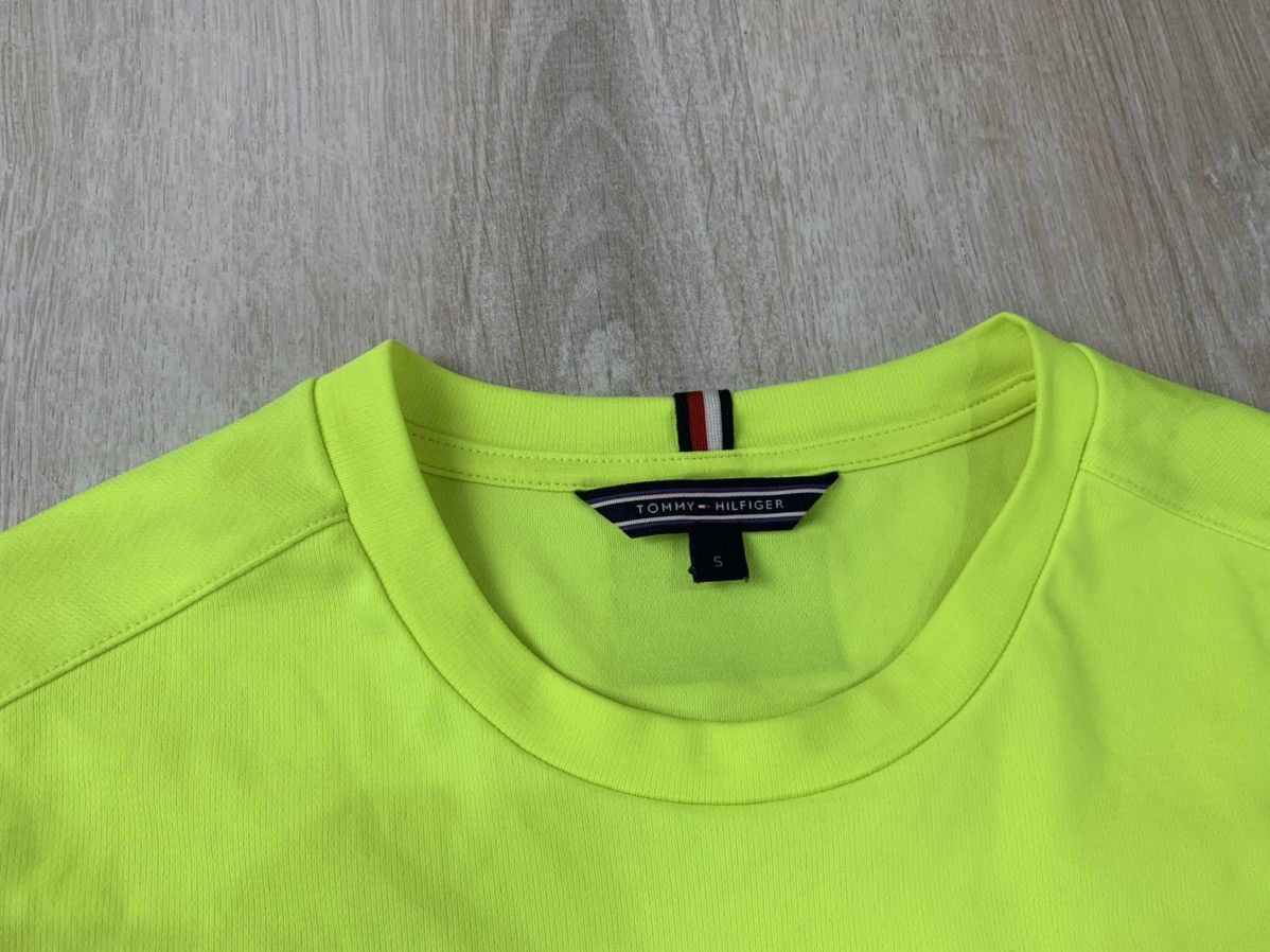 Tommy Hilfiger Mens t shirt Tommy Hilfiger AMG Petronas Formula1 Size S Size US S / EU 44-46 / 1 - 8 Thumbnail
