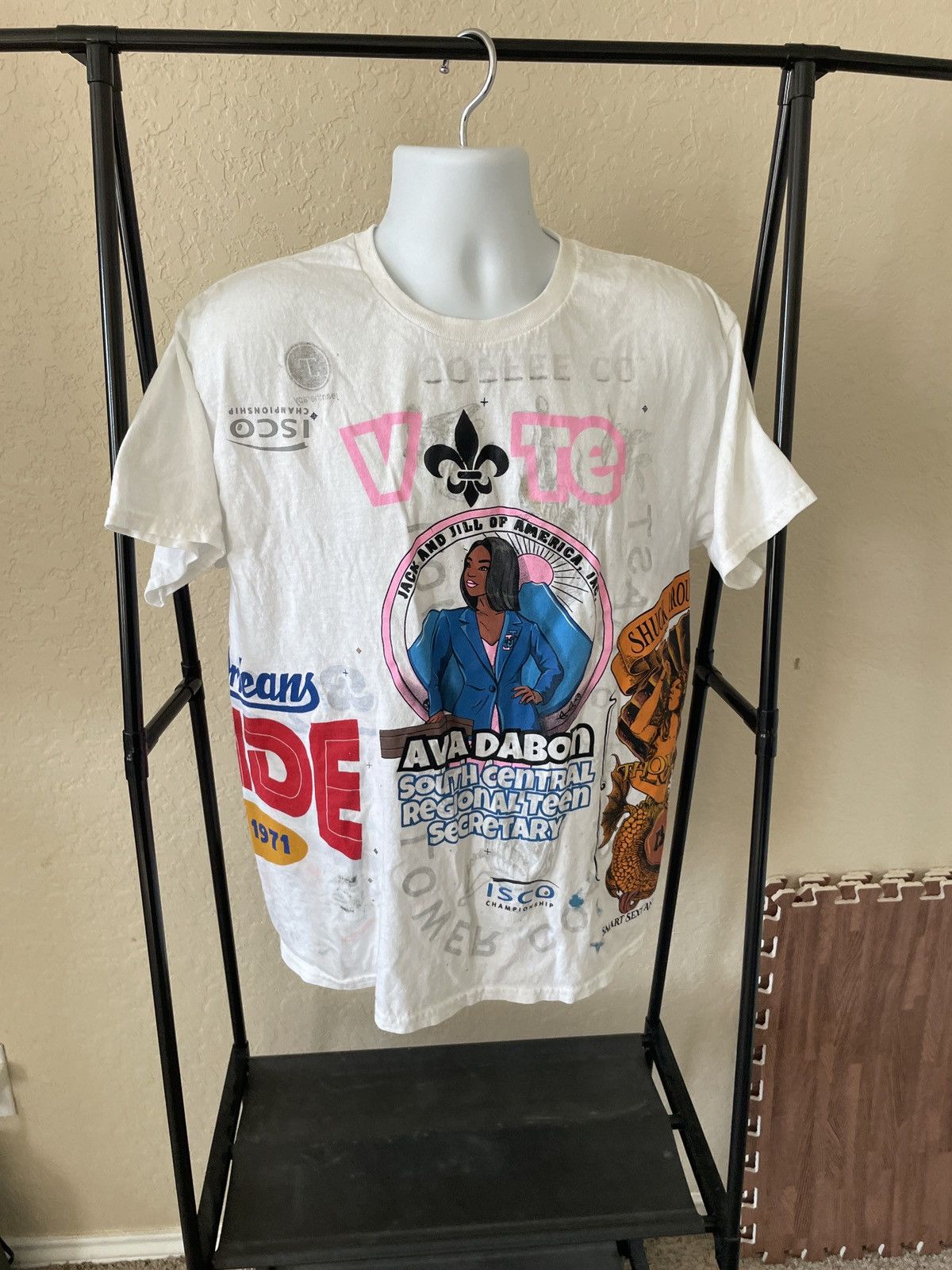 Gildan Shuck Around & Find Out New Orleans Pride t shirt Size US L / EU 52-54 / 3 - 1 Thumbnail