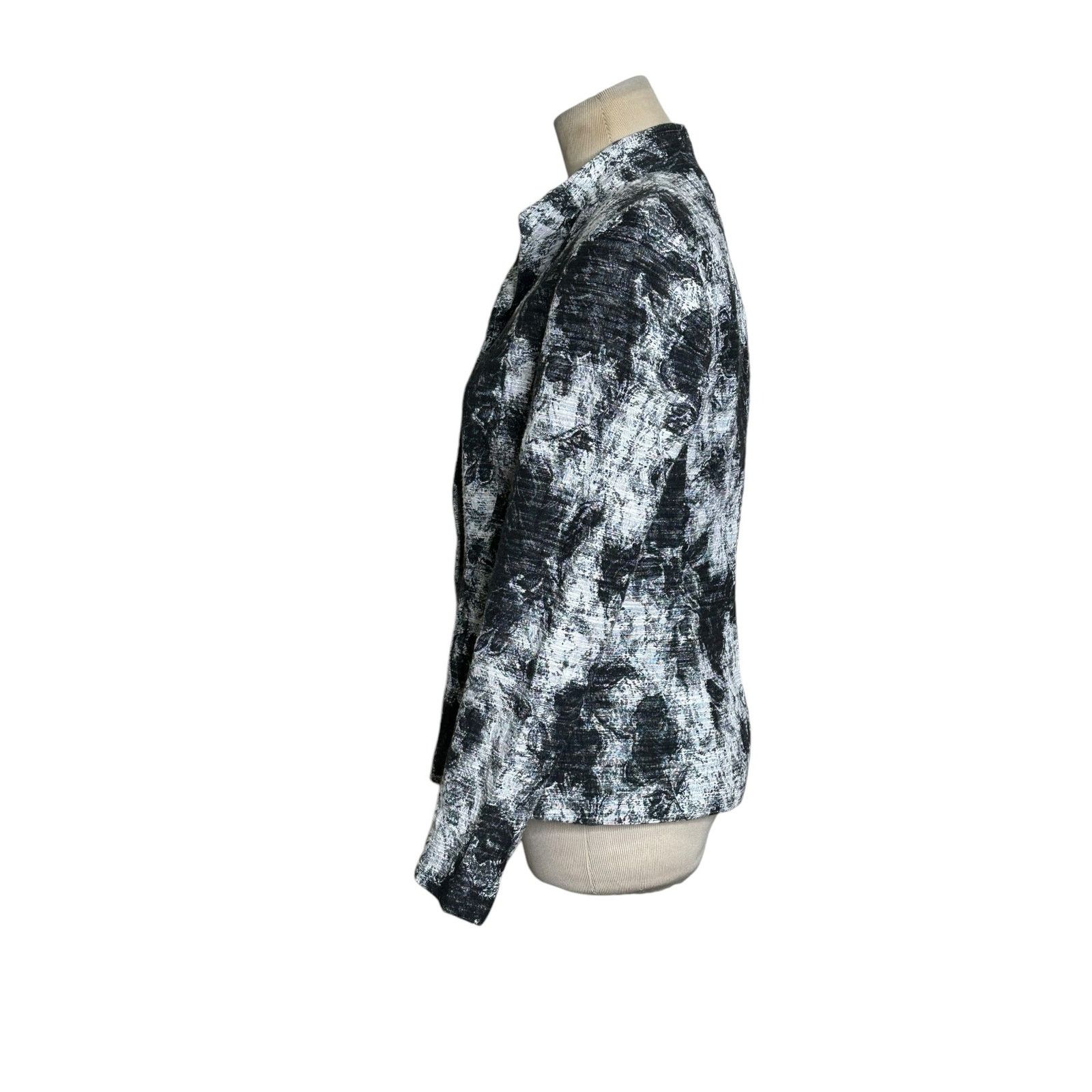 Zanella Zanella gray black long sleeves 4 button blazer size 4 Size S / US 4 / IT 40 - 8 Thumbnail
