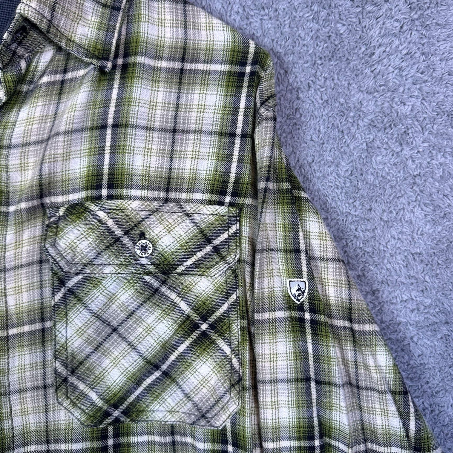Vintage VINTAGE? No. Kuhl Flannel Shirt Mens S Green Long Sleeve Hike Outdoor Workwear Shirt Button-Up Cotton Flannel Pockets Outdoors Casual Mens Size US S / EU 44-46 / 1 - 5 Thumbnail