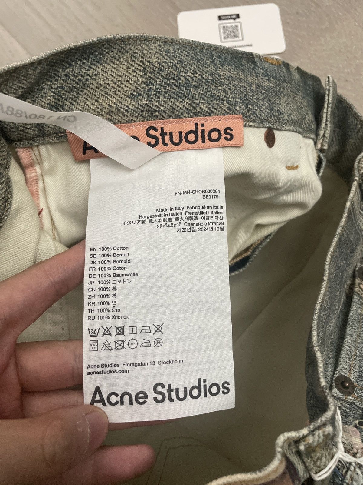 Acne Studios Acne Studios Keychain Print Baggy Fit shorts - 1981M Size US 32 / EU 48 - 9 Thumbnail