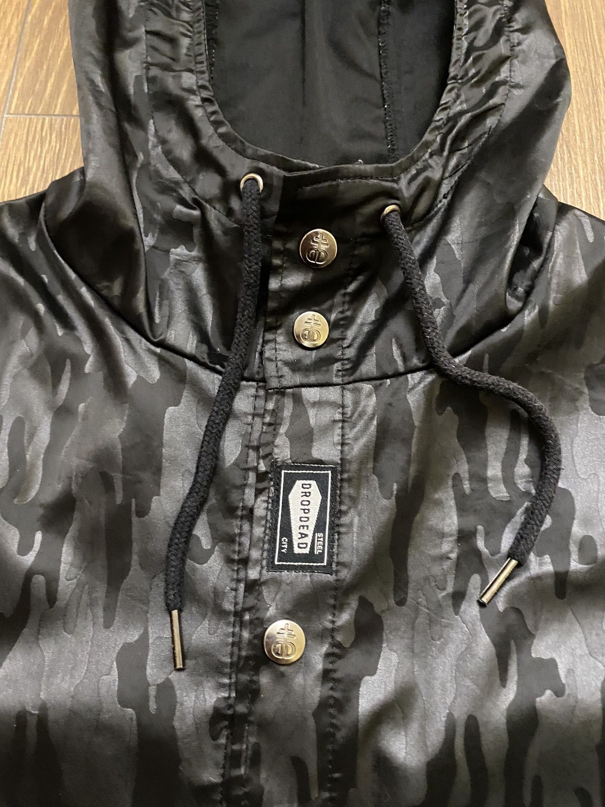 Drop Dead Clothing Drop Dead Stealth Camo Rain Jacket Rare Vintage Size US S / EU 44-46 / 1 - 3 Thumbnail